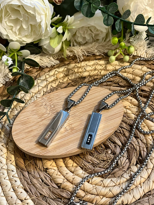 Collier Laki