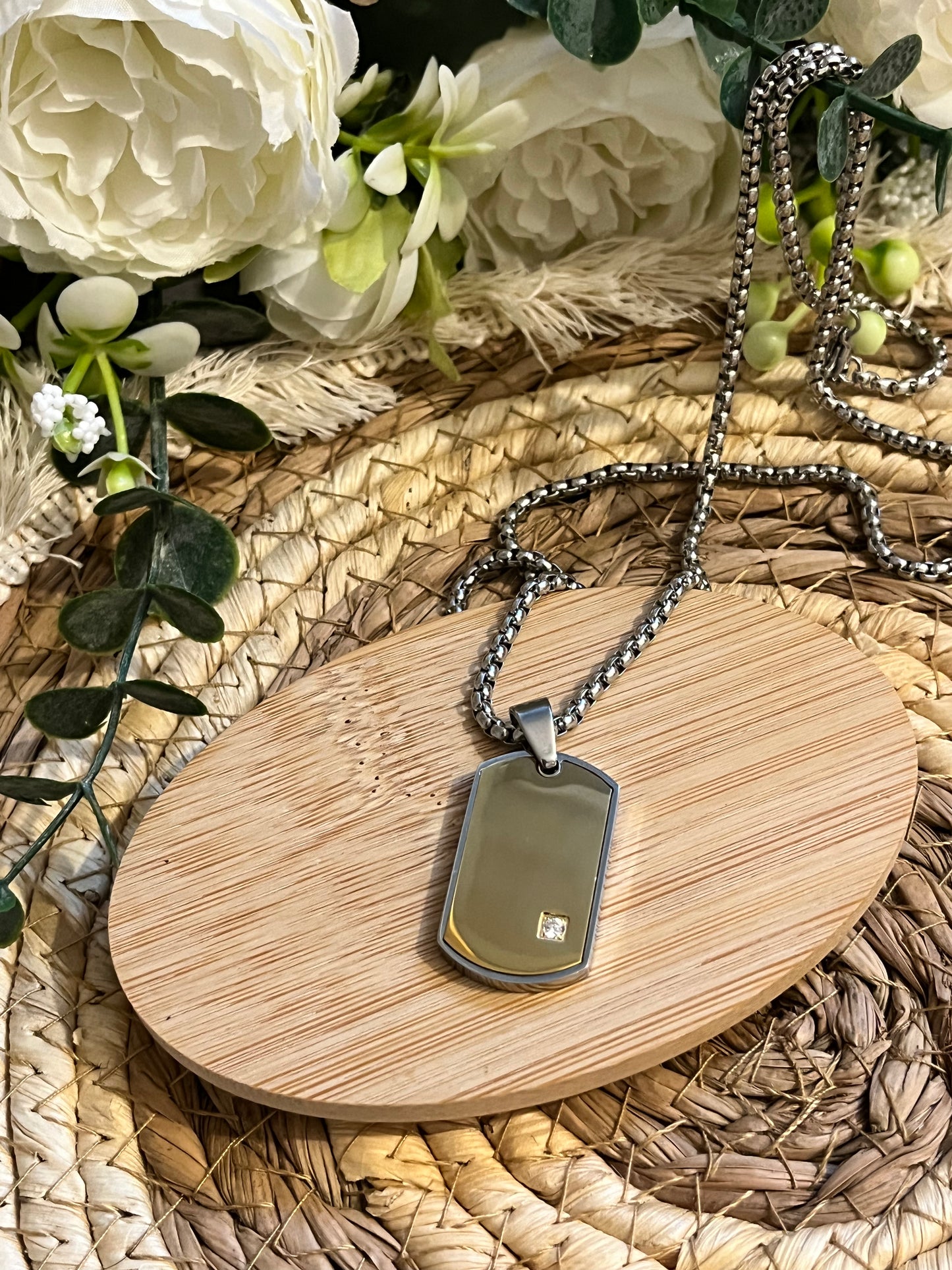 Collier chaîne militaire