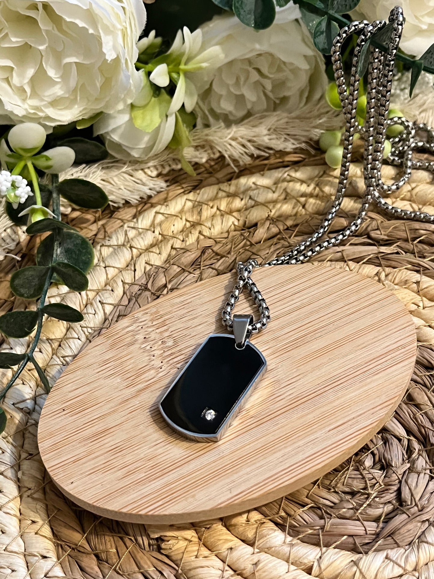 Collier chaîne militaire