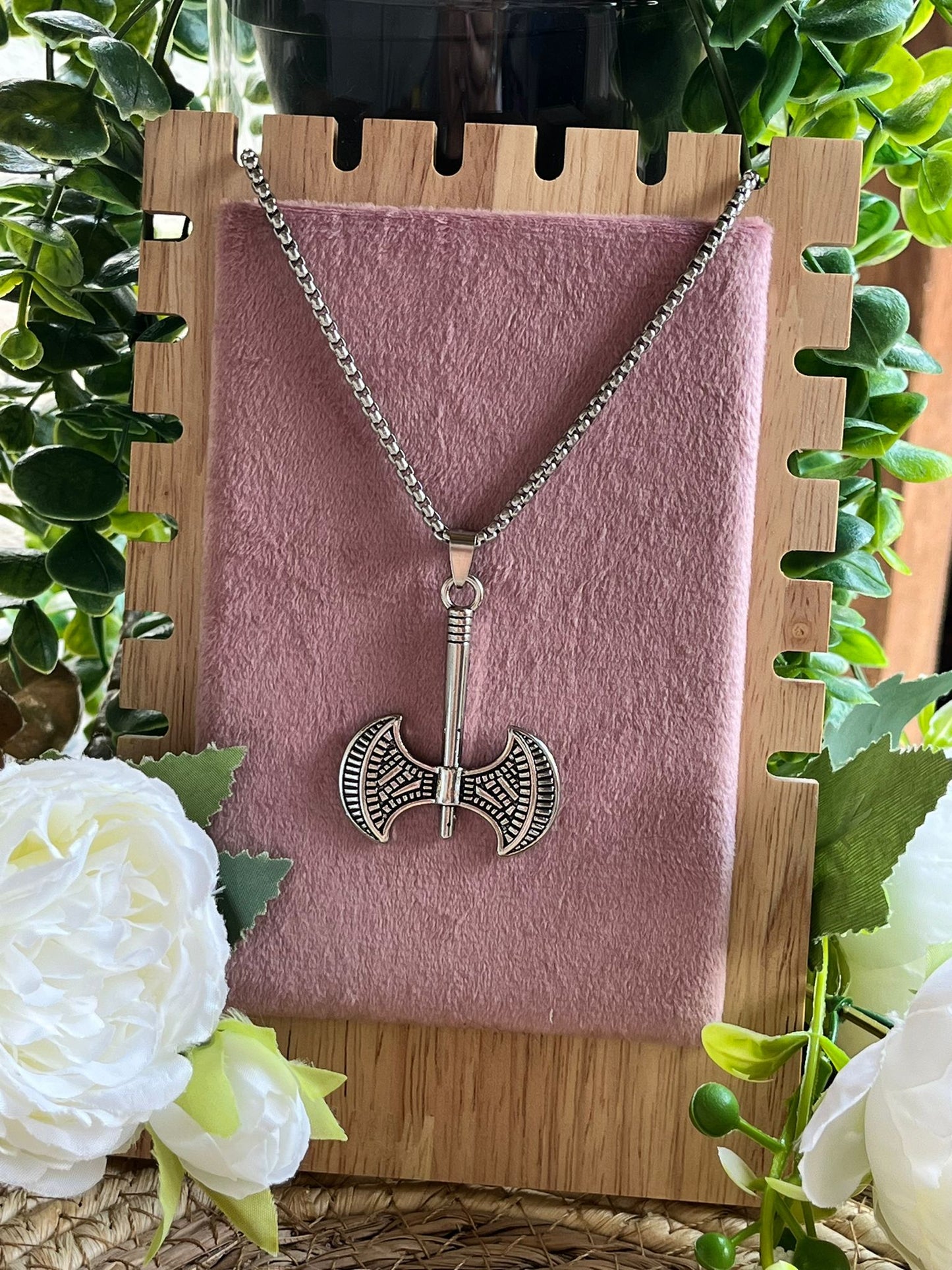 Collier Thor